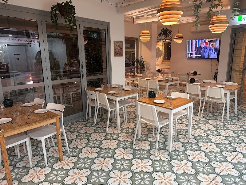 Oé Oé Paellas & Tapas photo 4